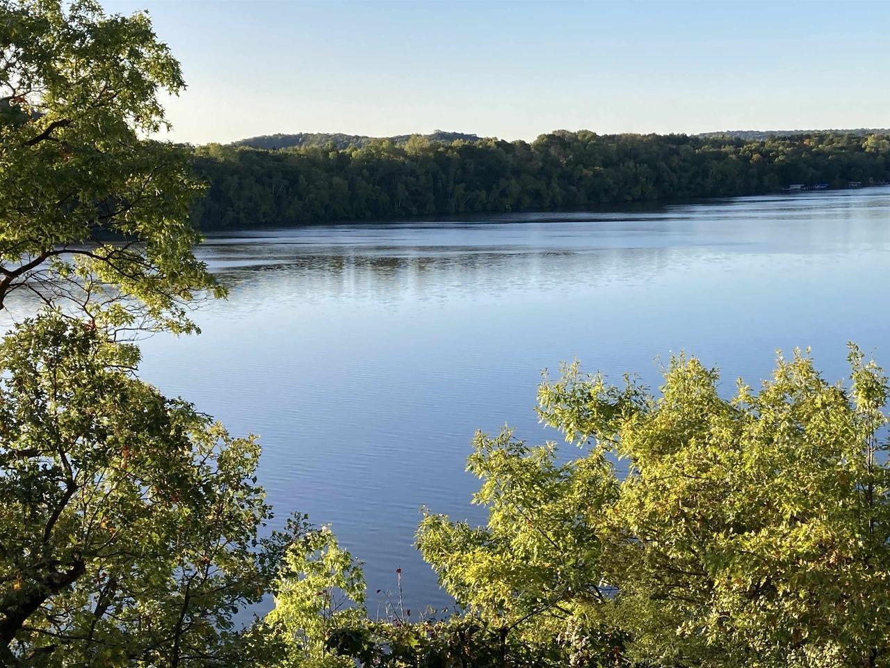 Inspiration Dr, Merrimac, WI 53561