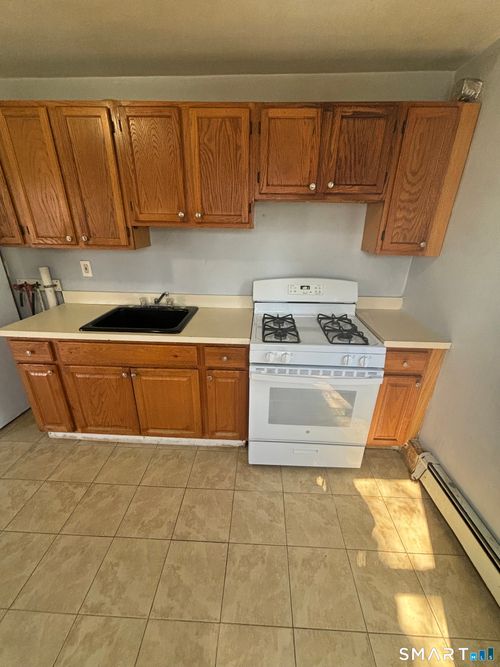 apt-2l-76 Birdsey St, Bridgeport, CT, 06610-2540 | Card Image