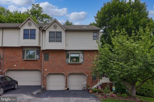 102 River Bend Park, LANCASTER, PA, 17602-1289 | Card Image
