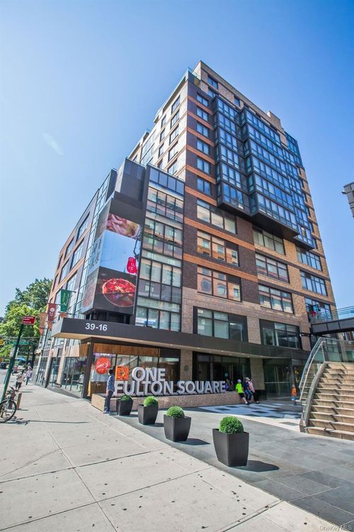 5a-39-16 Prince St, Flushing, NY, 11354 | Card Image