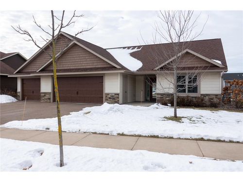 2065 Michael Ln, River Falls, WI, 54022-4598 | Card Image
