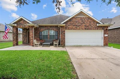 9215 Morningside Drive, House other with 3 bedrooms, 2 bathrooms and null parking in Hitchcock TX | Image 2