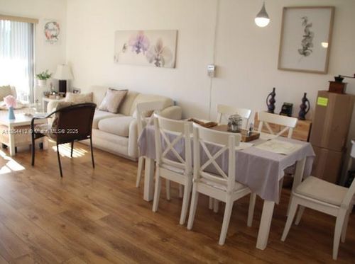 apt-309-8000 N Sunrise Lakes Dr, Sunrise, FL, 33322-1637 | Card Image