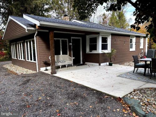 1323 Moulstown Rd N, HANOVER, PA, 17331-6847 | Card Image