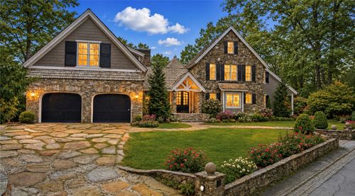 142 Lucerne Dr, Highlands, NC, 28741-8432 | Card Image