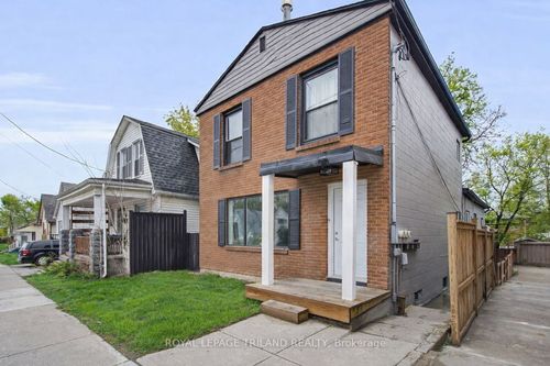 18.5 Adelaide St S, London, ON, N5Z3J8 | Card Image