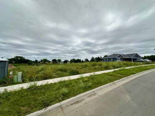 340 Halfaday Dr, Sauk Centre, MN, 56378-1826 | Card Image