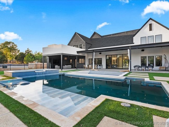 605 E Florence St, House other with 5 bedrooms, 5 bathrooms and null parking in Broken Arrow OK | Image 5