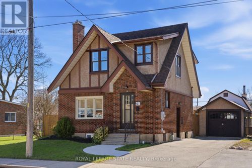 61 Abigail Ave, Brantford, ON, N3R4S2 | Card Image