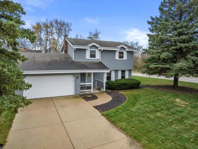 8239 W Drexel Avenue, House other with 3 bedrooms, 1 bathrooms and null parking in FRANKLIN WI | Image 2