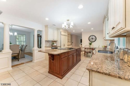 1 Craig Rd, Annandale, NJ, 08801-3007 | Card Image