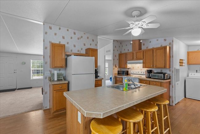 1415 Cedar St Ne, House other with 3 bedrooms, 2 bathrooms and 1 parking in Steinhatchee FL | Image 11
