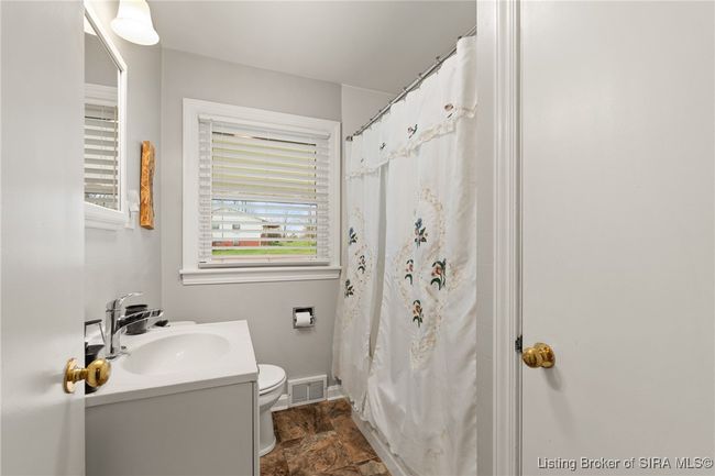 490 Morris Ave, Home with 3 bedrooms, 1 bathrooms and null parking in Corydon IN | Image 24