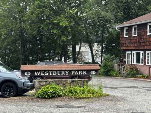 apt-c-148 Westbury Park Rd, Watertown, CT, 06795-2781 | Card Image