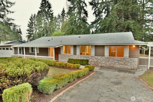 17708 Ne 160th Pl, Woodinville, WA, 98072-9185 | Card Image