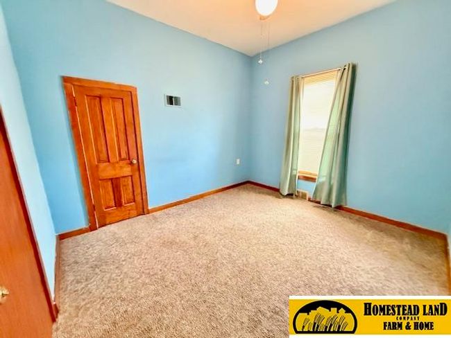 902 A St, House other with 3 bedrooms, 2 bathrooms and 1 parking in Fairbury NE | Image 11