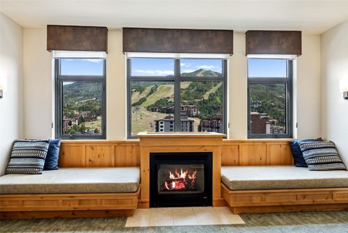 624625-2300 Mount Werner Cir, Steamboat Springs, CO, 80487-9027 | Card Image