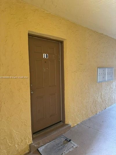 1B - 2832 Nw 55th Ave, Condo with 2 bedrooms, 2 bathrooms and null parking in Lauderhill FL | Image 2