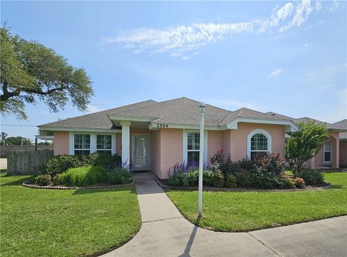 2304 Madrid Dr, Ingleside, TX, 78362-4038 | Card Image