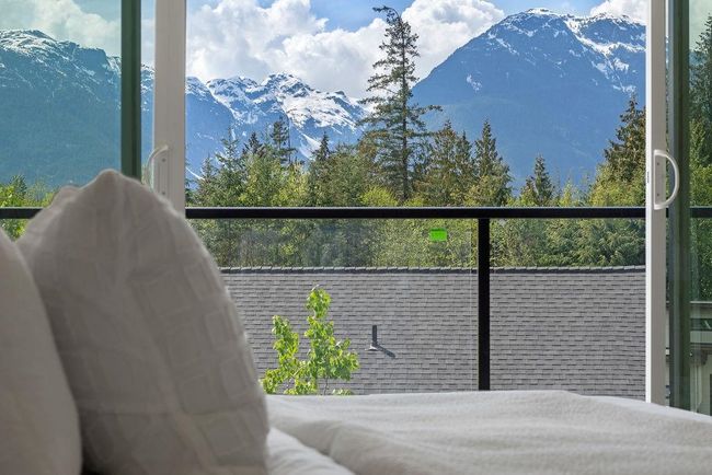7 - 3385 Mamquam Road, House other with 6 bedrooms, 5 bathrooms and 4 parking in Squamish BC | Image 24