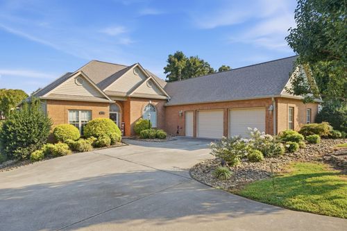 5008 Horseshoe Trl, Morristown, TN, 37814-8024 | Card Image