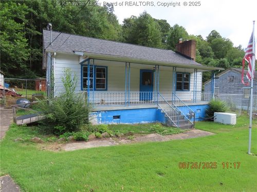388 Schoolhouse Hollow Rd, Kincaid, WV, 25119 | Card Image