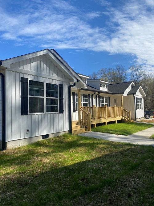 a-1135 Veterans Dr, DALTON, GA, 30721-4441 | Card Image