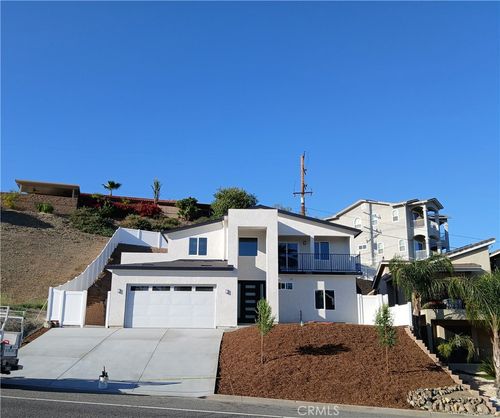 29180 Vacation Dr, Canyon Lake, CA, 92587-7840 | Card Image