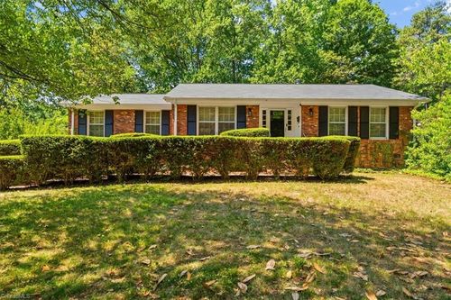4311 Dogwood Dr, Greensboro, NC, 27410-5611 | Card Image