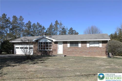 2465 Jacksonville Rd, BETHLEHEM, PA, 18017-3614 | Card Image