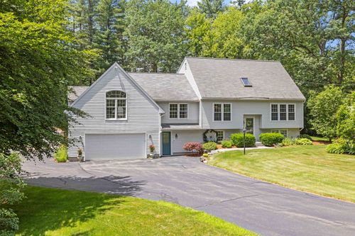 25 Chatfield Dr, Litchfield, NH, 03052-8029 | Card Image