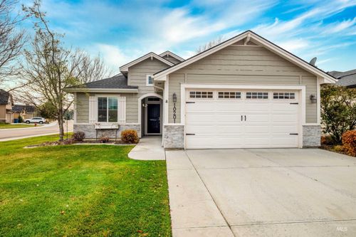 10201 W Lakeland Dr, Garden City, ID, 83714-5145 | Card Image