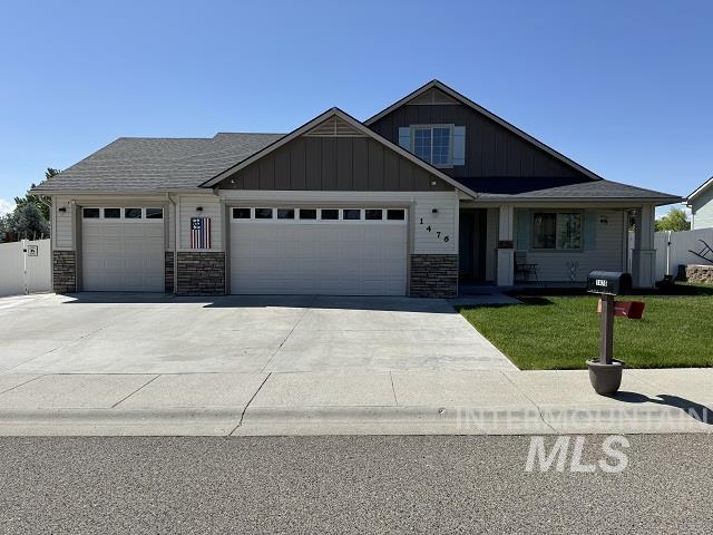 Crest Way, Ontario, OR 97914