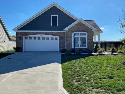 4252 Hawthorn Dr, South Park, PA, 15129-8901 | Card Image
