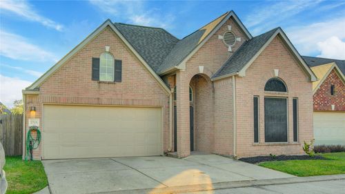 10506 Pleasant Villas Ln, Houston, TX, 77075-3058 | Card Image