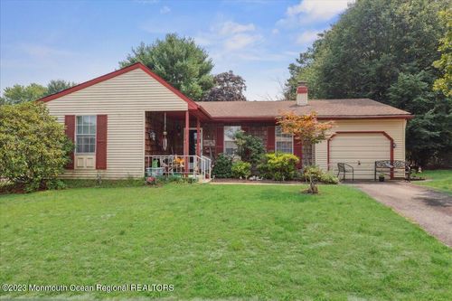 54a-58 Milford Ave, Whiting, NJ, 08759-2062 | Card Image