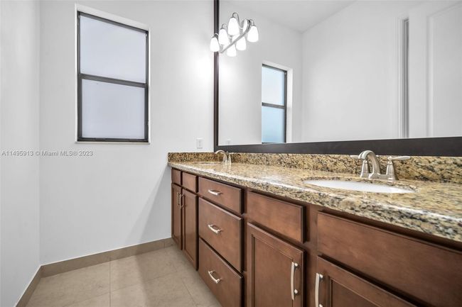 1291 Sw 113 Th Way, House other with 3 bedrooms, 3 bathrooms and null parking in Pembroke Pines FL | Image 19