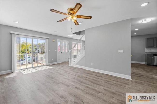 142 Lackland Ave, Townhouse with 2 bedrooms, 3 bathrooms and null parking in Piscataway NJ | Image 6