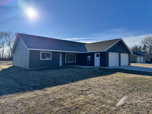 141 Washington St, Walnut Grove, MN, 56180-9382 | Card Image