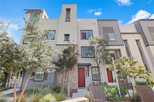 725 S Mosaic St, Anaheim, CA, 92805-4781 | Card Image