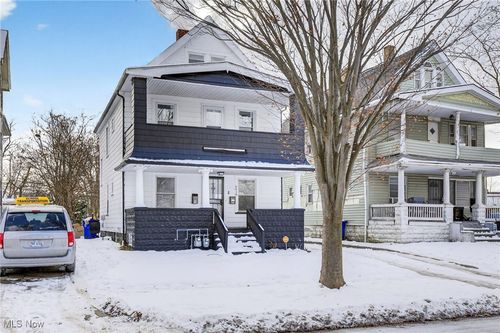 9418 Parkview Ave, Cleveland, OH, 44104-4768 | Card Image