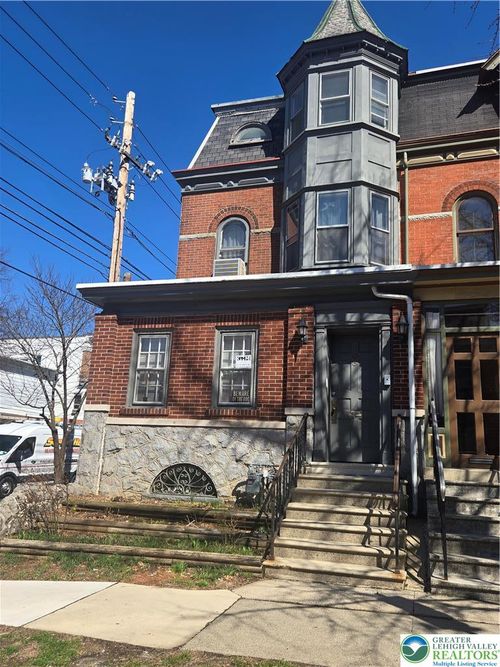 4-45 N 11th St, Allentown, PA, 18101-1055 | Card Image