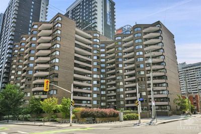 808 - 151 Bay St, Condo with 2 bedrooms, 2 bathrooms and 1 parking in Ottawa ON | Image 1