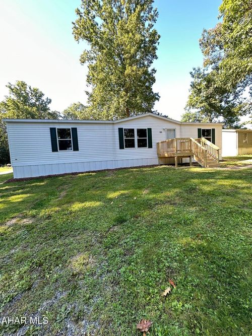 201 Colorado Dr, Altoona, PA, 16602-7301 | Card Image