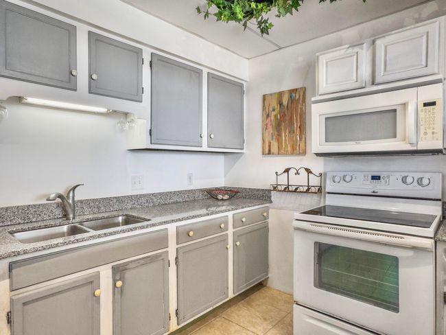 Kitchen | Image 31