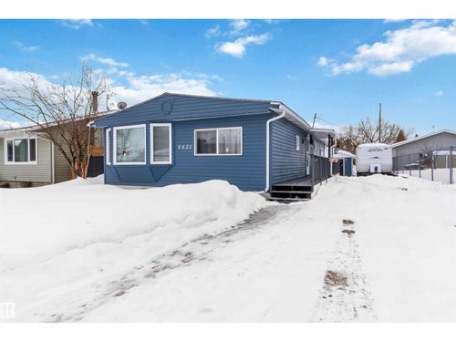 5021 53 Ave, Wabamun, AB, T0E2K0 | Card Image