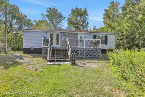 135 Patch Rd, Saugerties, NY, 12477-3463 | Card Image