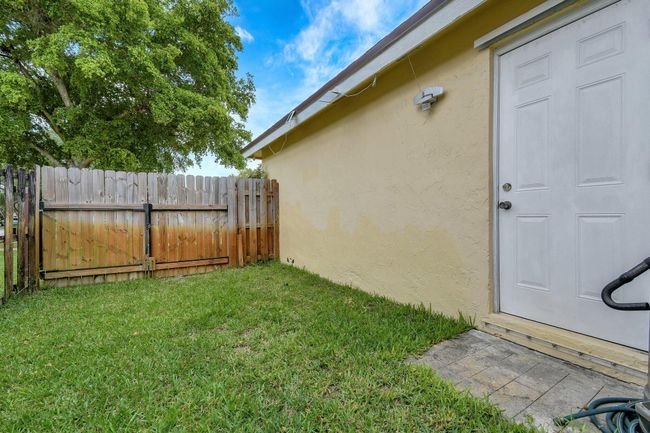 5340 Sw 115 Th Ave, House other with 3 bedrooms, 2 bathrooms and null parking in Cooper City FL | Image 15