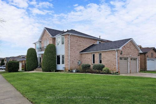 6094 Prairie Cir, Mississauga, ON, L5N5Z5 | Card Image