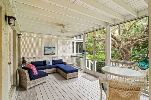 403-1215 Winding Oaks Cir E, Vero Beach, FL, 32963-4053 | Card Image